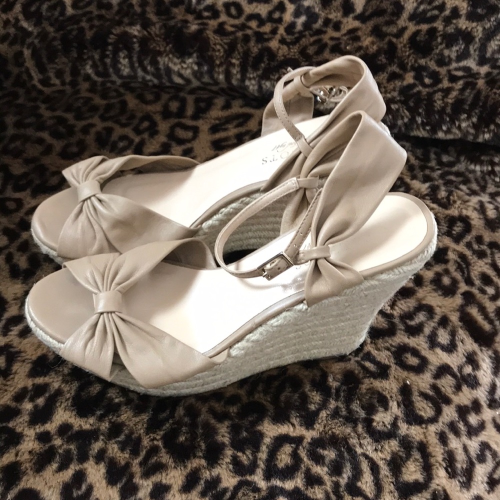 Talbots Beige Platform Wedges. - image 1